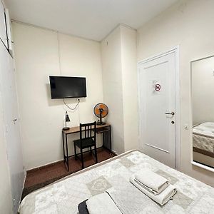 Camera economica con letto king size